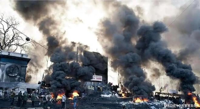 北约增兵2万俄军海魂衫旅凌晨激战