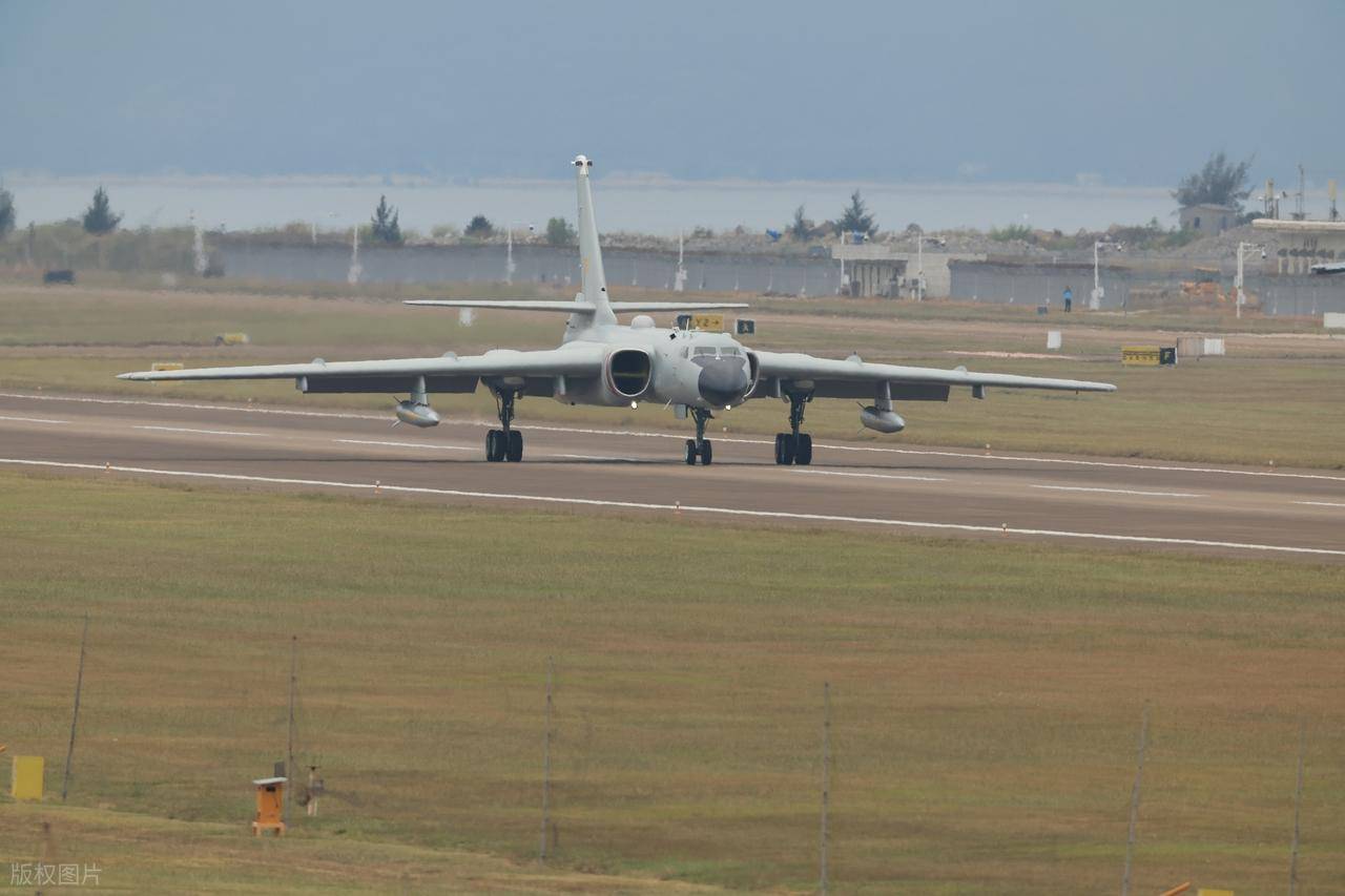 动真格了！军机直接闯入菲军演划定区菲律宾敢乱来可直接摧毁如此